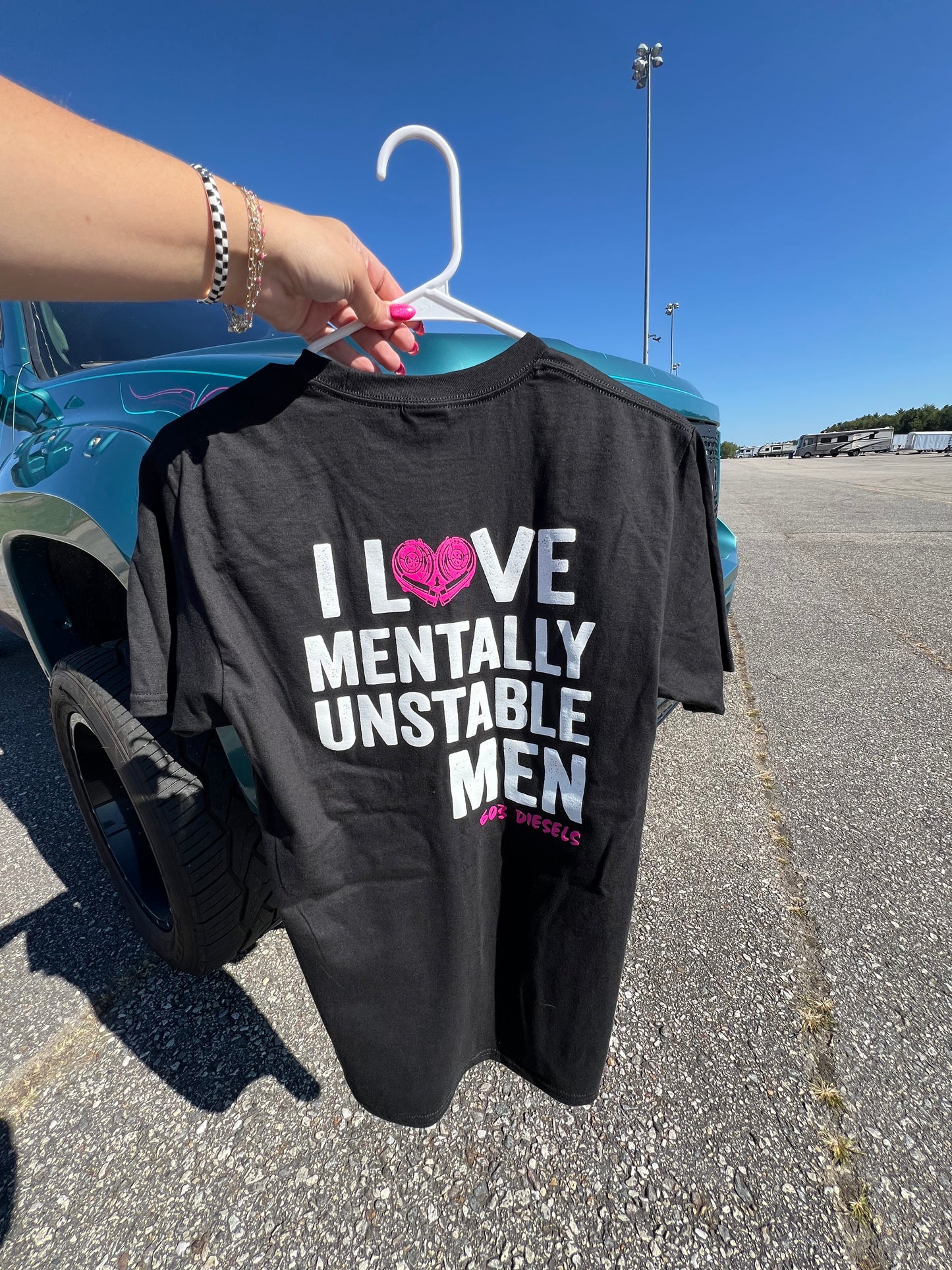 I love mentally unstable men Tshirt